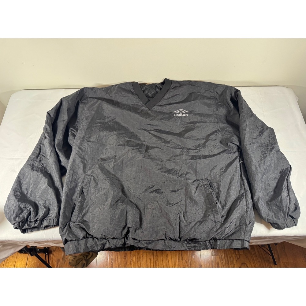 Umbro Vintage 90s V-Neck Windbreaker Pullover Black Crinkle Nylon Mesh Soccer